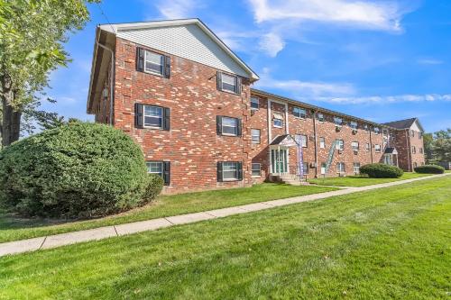 a red brick apartment building